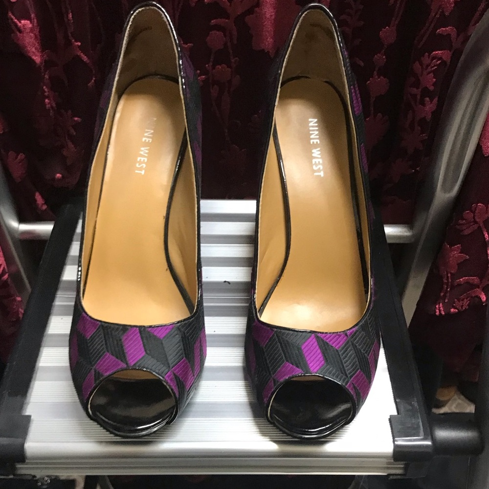 Purple peekaboo Heels Size 8 1/2